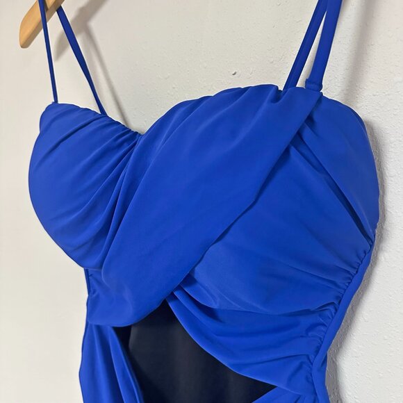 *NEW* Cupshe One Piece - Picture 5 of 11